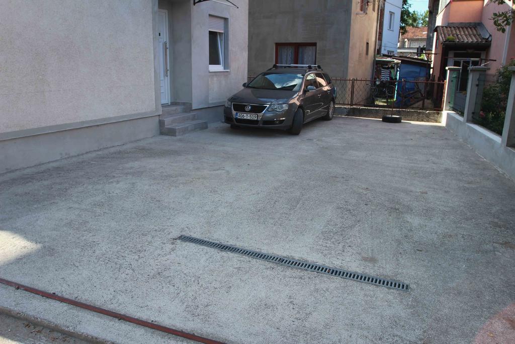 Una La Unica Bihac Exterior photo
